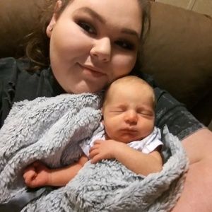 Meet your Posher, Hailey